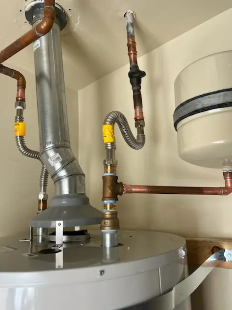 Water heater installation and plumbing repair in Bammel Timbers